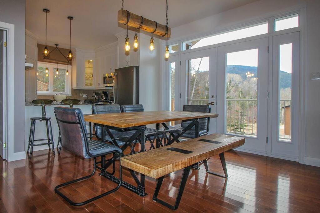 Chalet Au petit Édouard  LʼAnse-Saint-Jean Extérieur photo