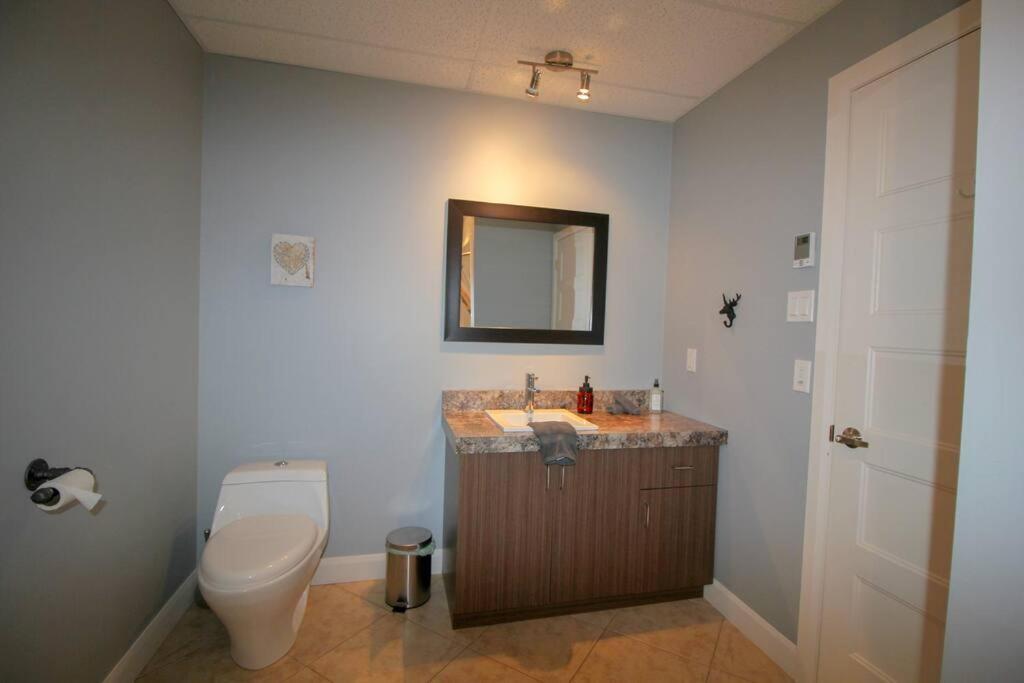 Chalet Au petit Édouard  LʼAnse-Saint-Jean Extérieur photo