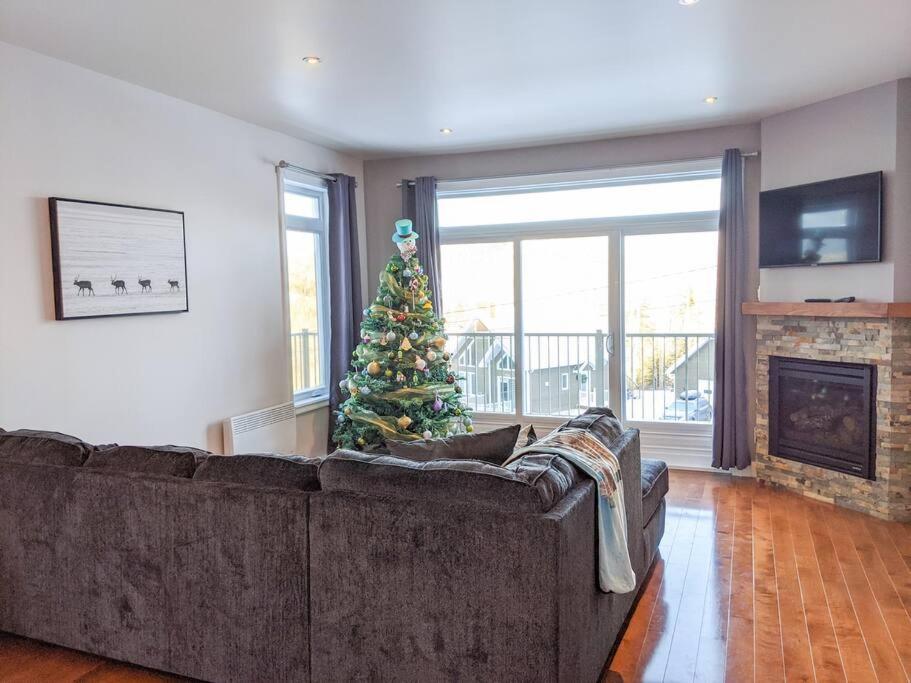 Chalet Au petit Édouard  LʼAnse-Saint-Jean Extérieur photo